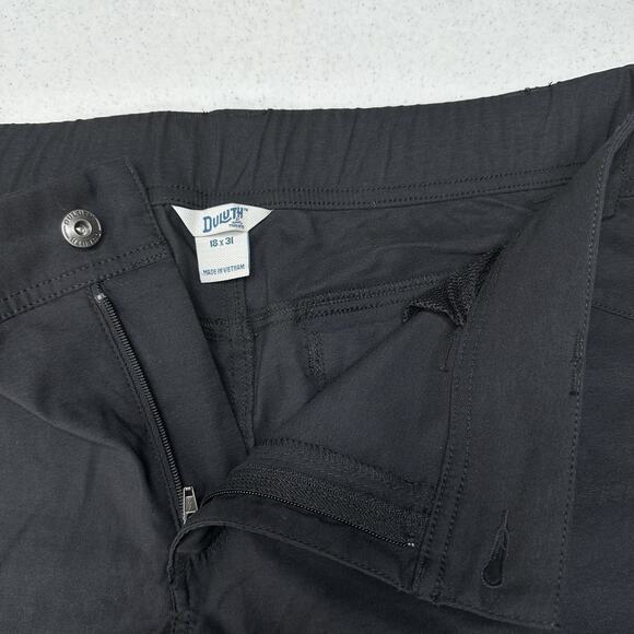 Duluth Trading Pants 18x31 Dry On The Fly Convertible Bootcut Hiking Roll Up EUC - Picture 9 of 14